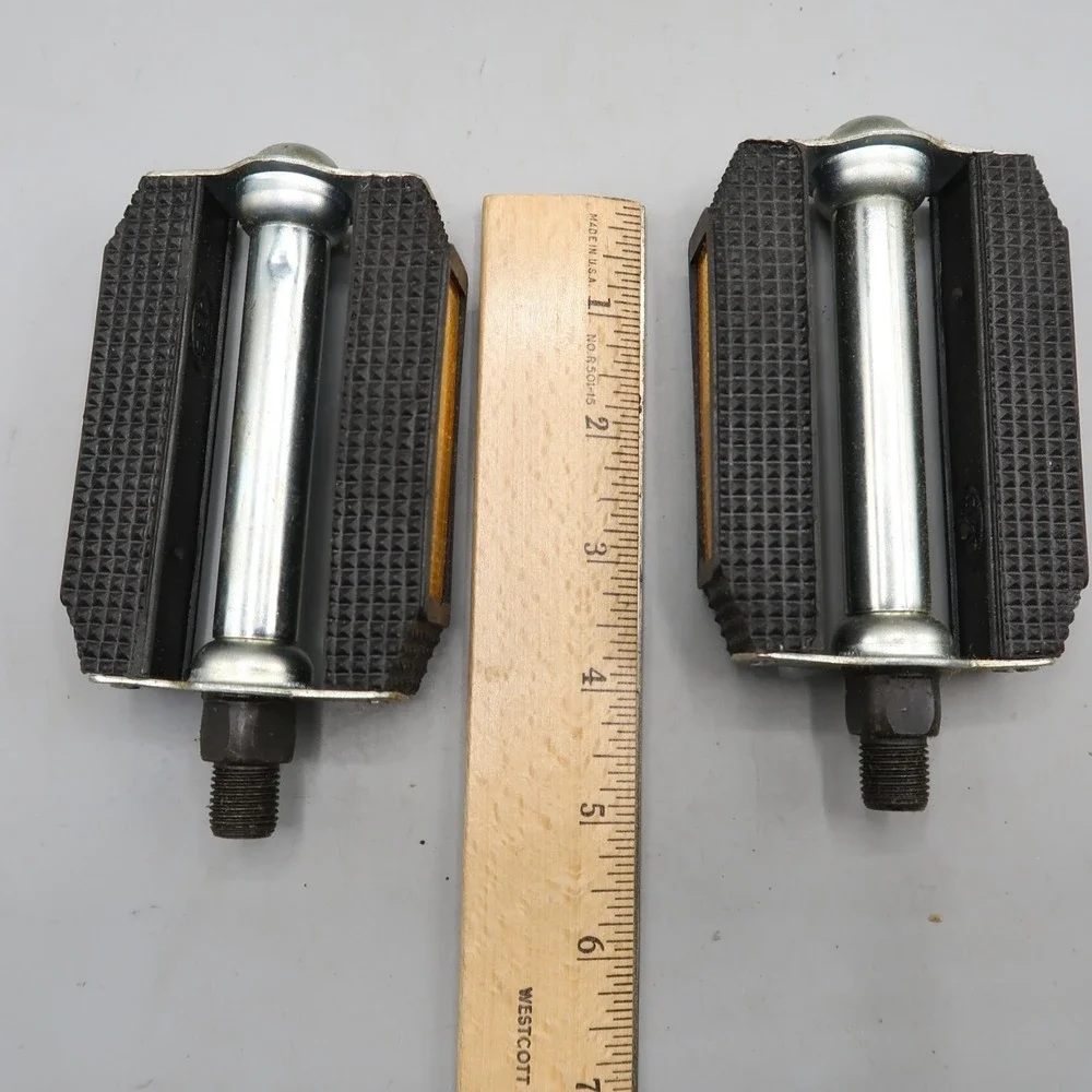 TTK Rubber Block Bicycle Pedals 1/2